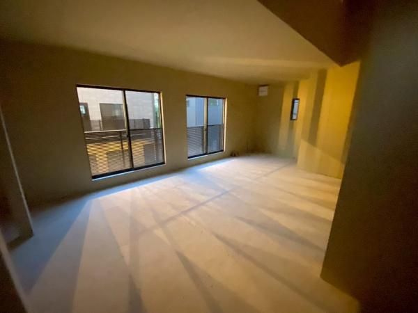 �y���̑��ݔ��z�@