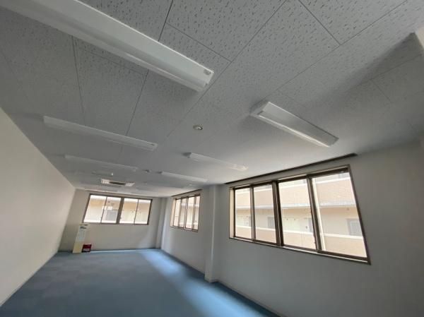 �y���̑������E�X�y�[�X�z�@