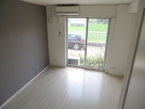 �y�����E���r���O�z�@���d�l�ʐ^