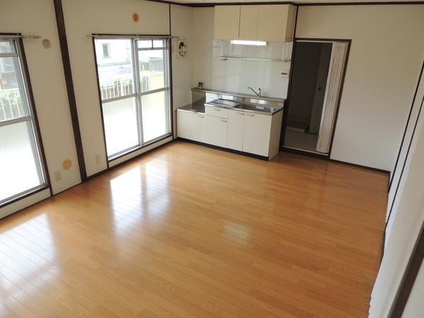 �y�����E���r���O�z�@���d�l�ʐ^