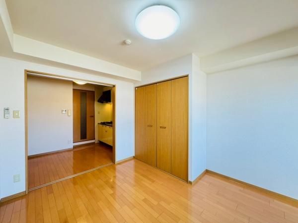 �y�����E���r���O�z�@���������ʎ���