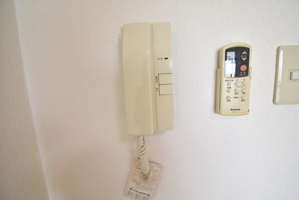 �y���̑��ݔ��z�@���d�l�ʐ^