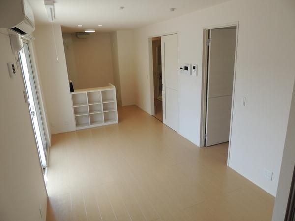 �y�����E���r���O�z�@���d�l�ʐ^