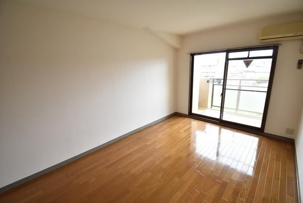 �y�Q���z�@���d�l�ʐ^