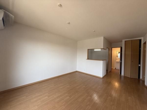 �y�����E���r���O�z�@