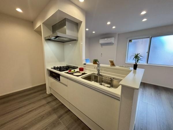 �y�L�b�`���z�@