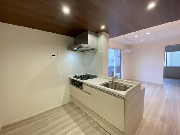 �y�L�b�`���z�@