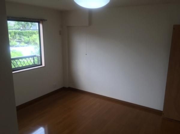 �y�Q���z�@