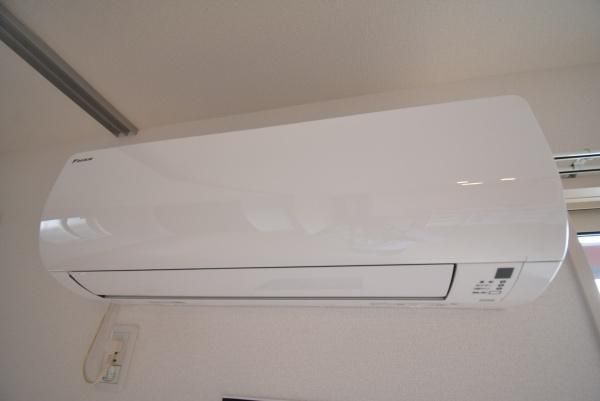 �y���̑��ݔ��z�@���d�l�ʐ^