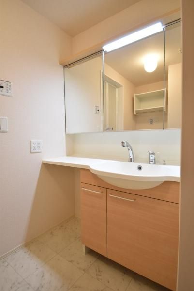 �y���ʏ��z�@