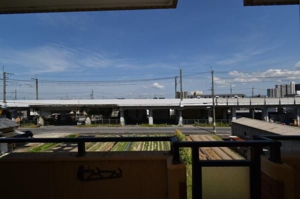 �y���]�z�@