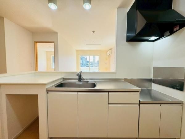 �y�L�b�`���z�@