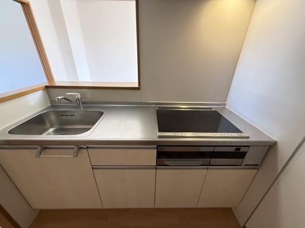 �y�L�b�`���z�@