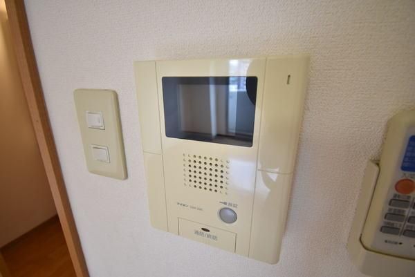 �y�Z�L�����e�B�z�@���d�l�ʐ^