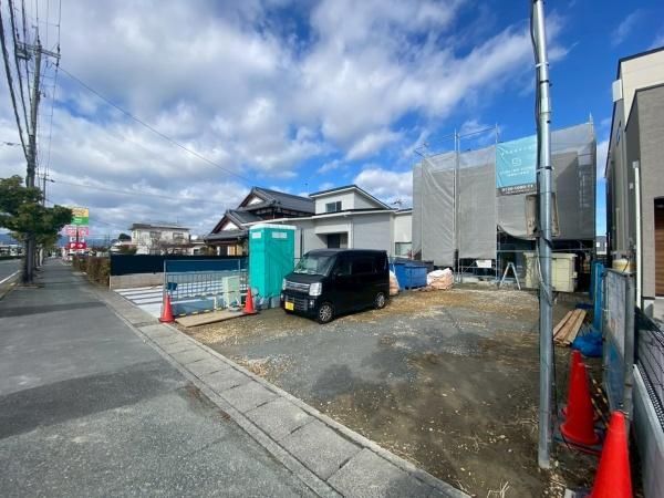 �y�����E���r���O�z�@