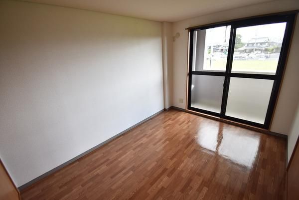 �y���̑������E�X�y�[�X�z�@���d�l�ʐ^