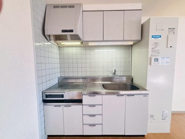 �y�L�b�`���z�@