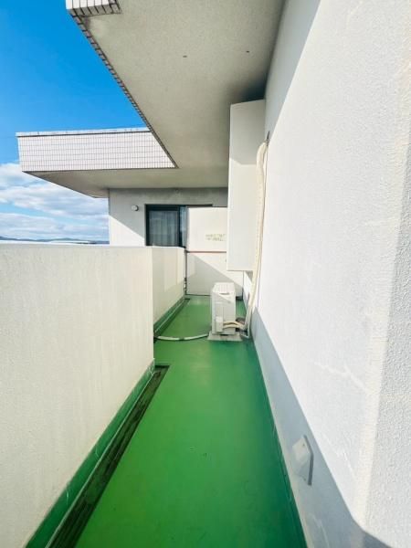 �y�o���R�j�[�z�@