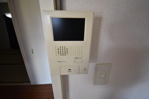 �y�Z�L�����e�B�z�@���d�l�ʐ^