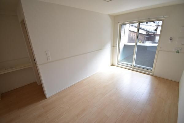 �y�����E���r���O�z�@���d�l�ʐ^