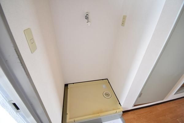 �y���̑��ݔ��z�@���d�l�ʐ^