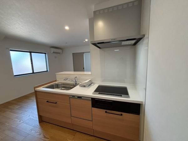 �y�L�b�`���z�@