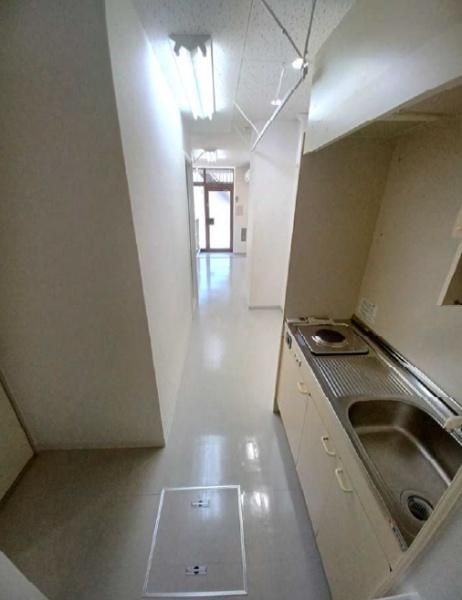 �y�L�b�`���z�@