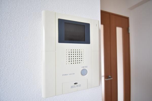 �y���̑��ݔ��z�@