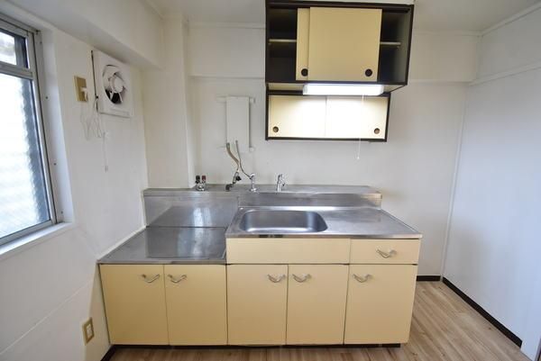 �y�L�b�`���z�@���d�l�ʐ^