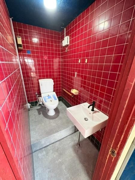 �y�G���g�����X�z�@