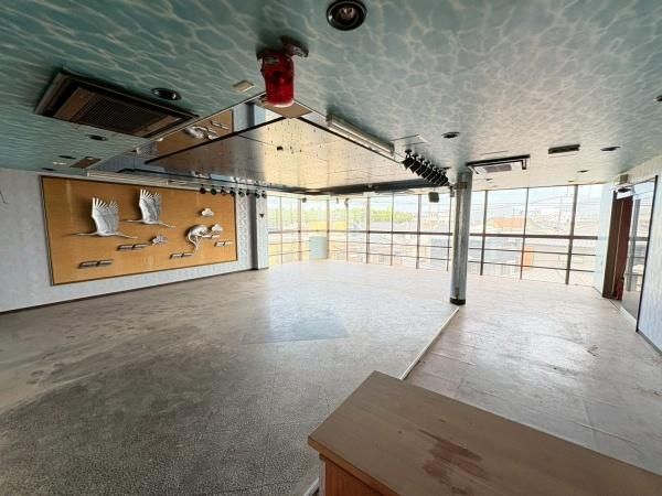 �y�����E���r���O�z�@