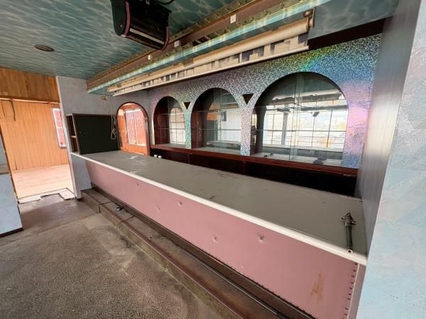 �y�����E���r���O�z�@