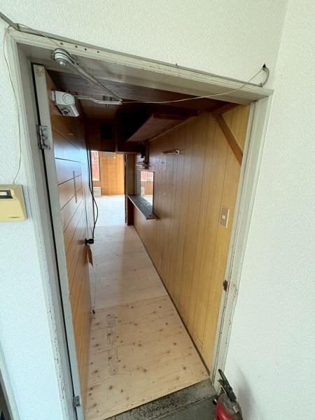 �y�����E���r���O�z�@