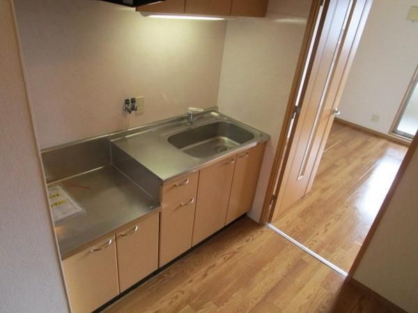 �y�L�b�`���z�@