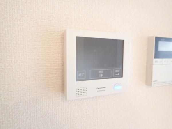 �y���̑��ݔ��z�@