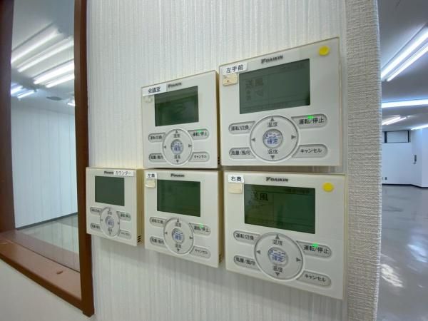 �y���̑��ݔ��z�@