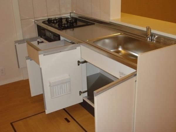 �y�L�b�`���z�@