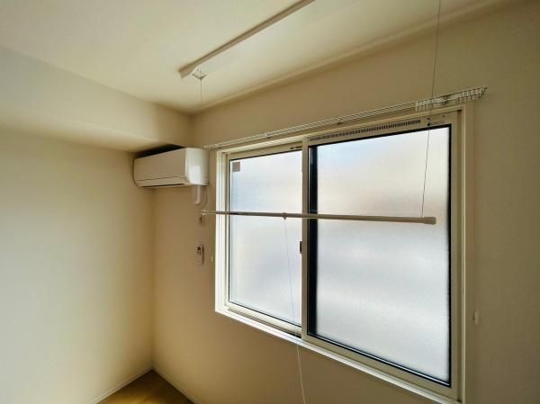 �y���̑��ݔ��z�@