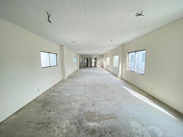 �y���̑������E�X�y�[�X�z�@