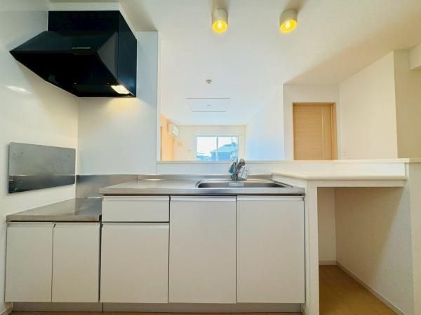 �y�L�b�`���z�@