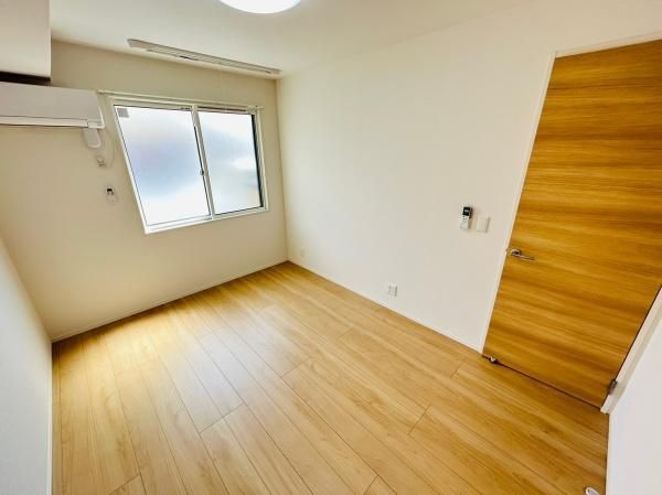 �y���̑������E�X�y�[�X�z�@