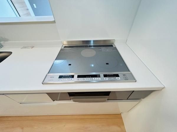 �y�L�b�`���z�@