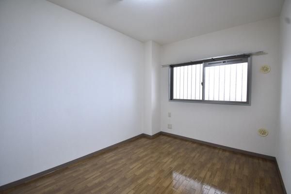 �y���̑������E�X�y�[�X�z�@