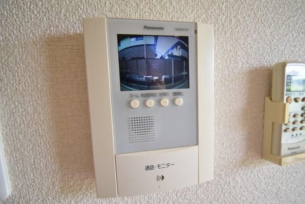 �y�Z�L�����e�B�z�@���d�l�ʐ^