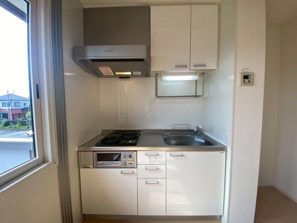 �y�L�b�`���z�@