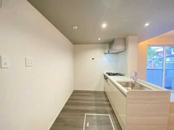 �y�L�b�`���z�@