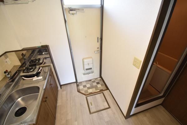 �y���ցz�@