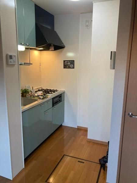 �y�L�b�`���z�@