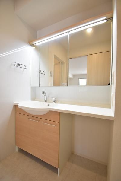 �y���ʏ��z�@