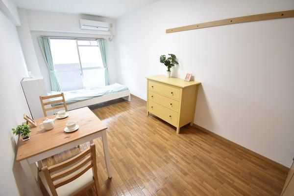 �y�����E���r���O�z�@���������ʎ���